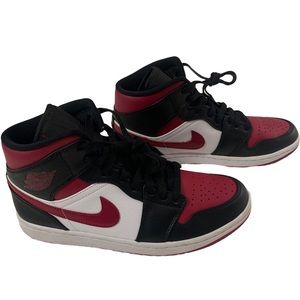 Jordan 1 Mid Bred Toe